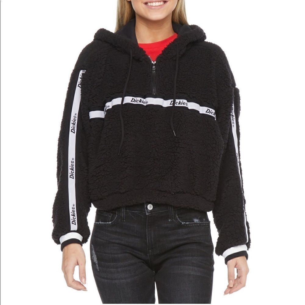 NWT Dickies cropped hoodie black sweater M